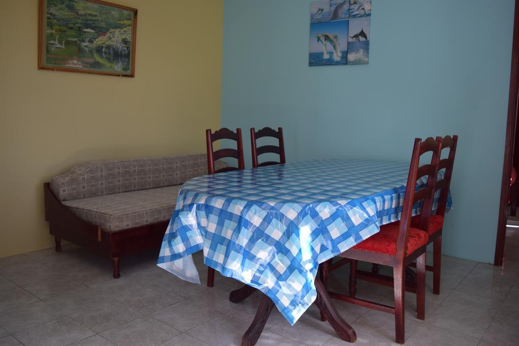 Mauri Holidays 'Budgeted Apartment' La Gaulette Værelse billede