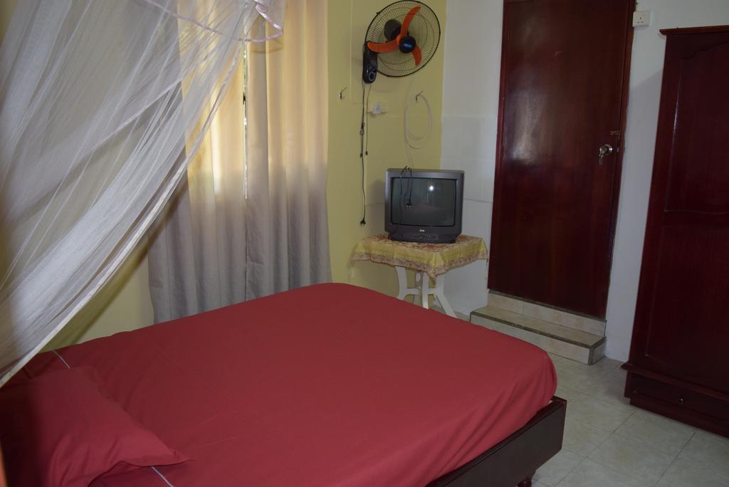 Mauri Holidays 'Budgeted Apartment' La Gaulette Værelse billede